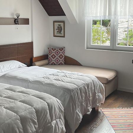 Bujtina Valbone Hotel Bagian luar foto